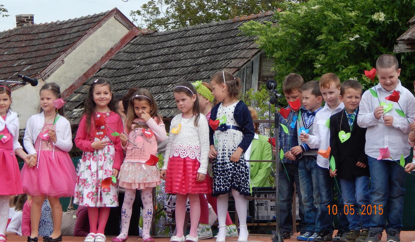 Fotogaléria Deň matiek 10.5.2015 (21) Deň matiek 10.5.2015