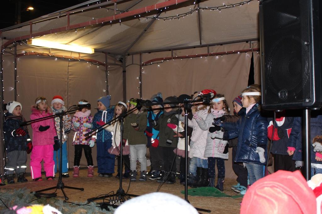 Fotogaléria Vítanie sv. Mikuláša + Vianočné trhy 2017 (12) Vítanie sv. Mikuláša + Vianočné trhy 2017